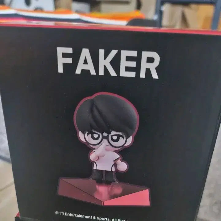 [BUNJANG] T1 Faker Figure / t1 티원 에이블리 ably 페이커 피규어 팝니다