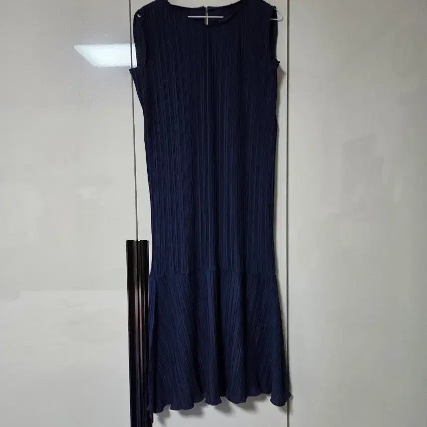 [BUNJANG] CHÂTELAIN Pleated Dress / 샤트렌 플리츠 원피스