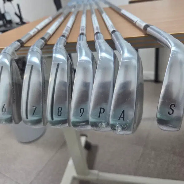 [BUNJANG] TaylorMade Qi10 Women's Iron Set (6i-SW, 40L Shaft) / 테일러메이드 여성 아이언 qi10 아이언세트 정품