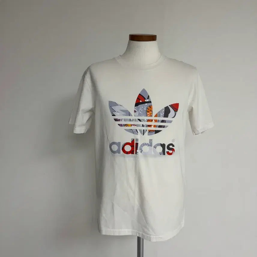 [BUNJANG] Adidas Short-Sleeve T-Shirt White / 아디다스 반팔 티셔츠 화이트