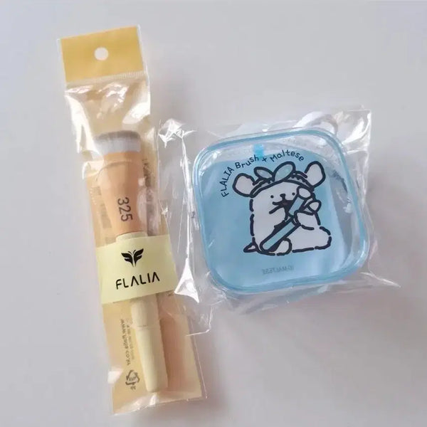 [BUNJANG] Plaria Foundation Butter Brush (Mini Pouch Included) / 플라리아 파운데이션 버터브러쉬 새상품(미니파우치 포함)