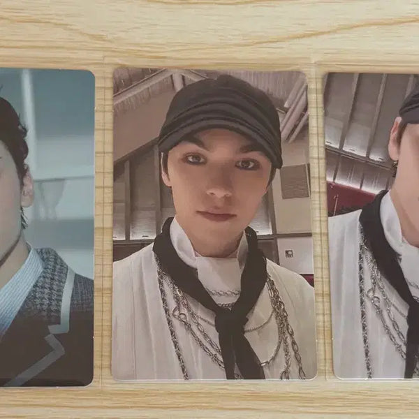 [BUNJANG] Vernon Weverse Ver. Photocard / 버논 위버스반 양도합니다!!