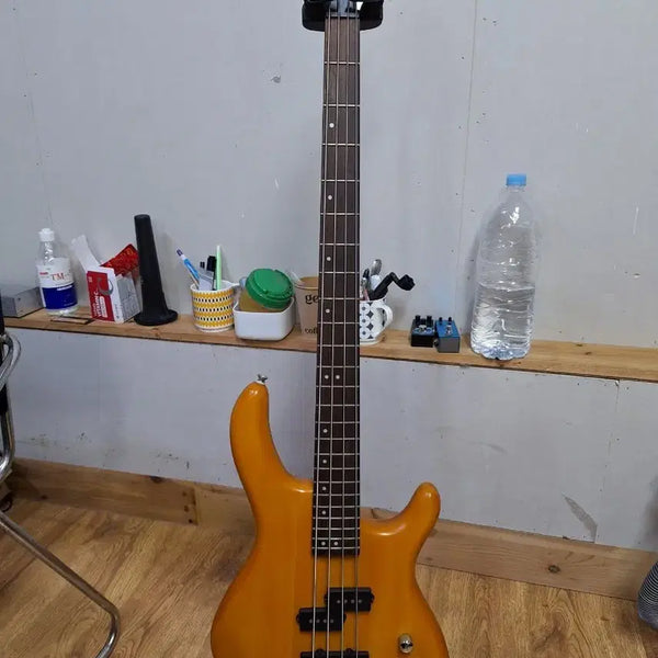[BUNJANG] Colt Action Bass Guitar Orange / 콜트 액션 베이스기타