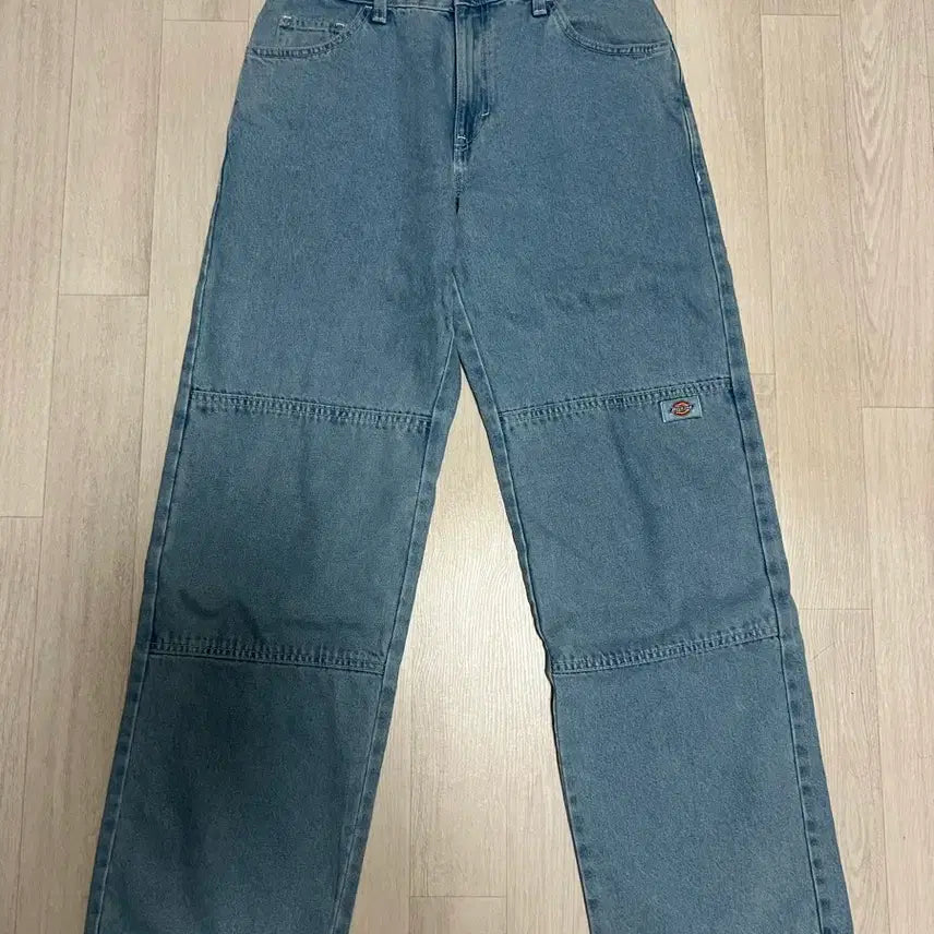 [BUNJANG] Dickies 85283 Loose Fit Denim Pants Light Blue / 디키즈 85283 루즈핏 데님팬츠 라이트블루 28