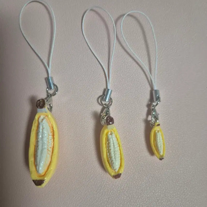 [BUNJANG] Banana Charm Keychain Set (3 Sizes) / 바나나 모양 키링 3종 세트