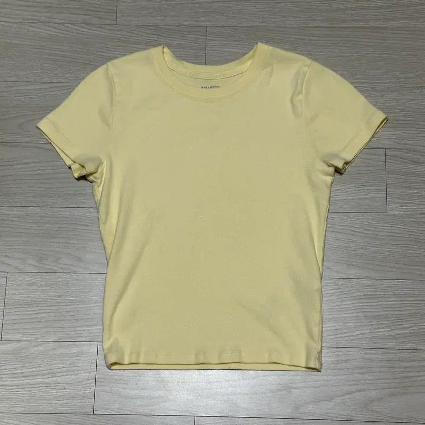 [BUNJANG] Hollister Butter Yellow Top / 홀리스터 버터옐로우 탑