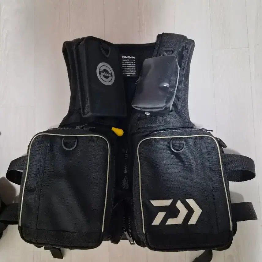 [BUNJANG] Daiwa DF2102 Tournament Hybrid Float Inflatable Vest / 다이와 DF2102 토너먼트 하이브리드 플로트+팽창 베스트 구명 낚시조끼