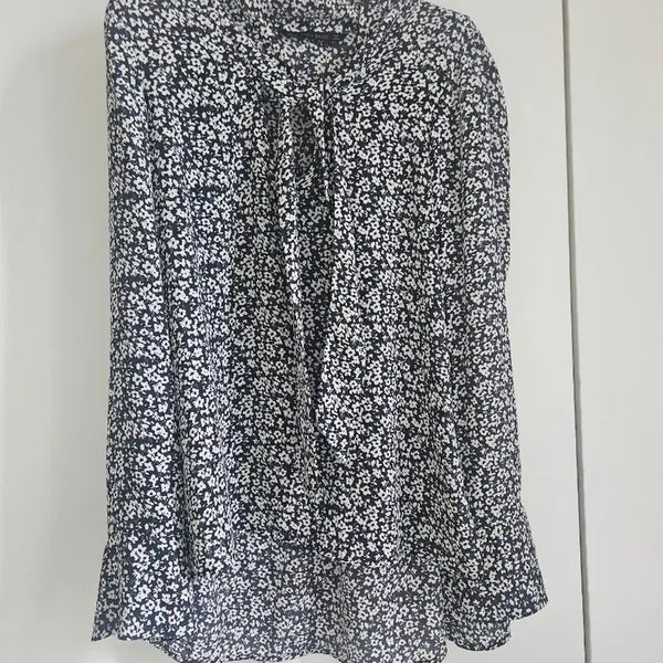 [BUNJANG] ZARA Ribbon Tie Flower Blouse / 자라 리본 타이 플라워 블라우스