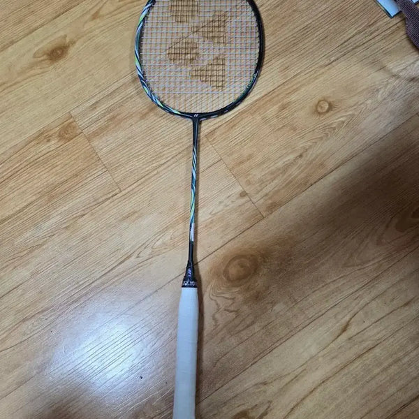 [BUNJANG] Astrox 100 Tour Badminton Racket / 아스트록스 100tour(마지막 끌올)
