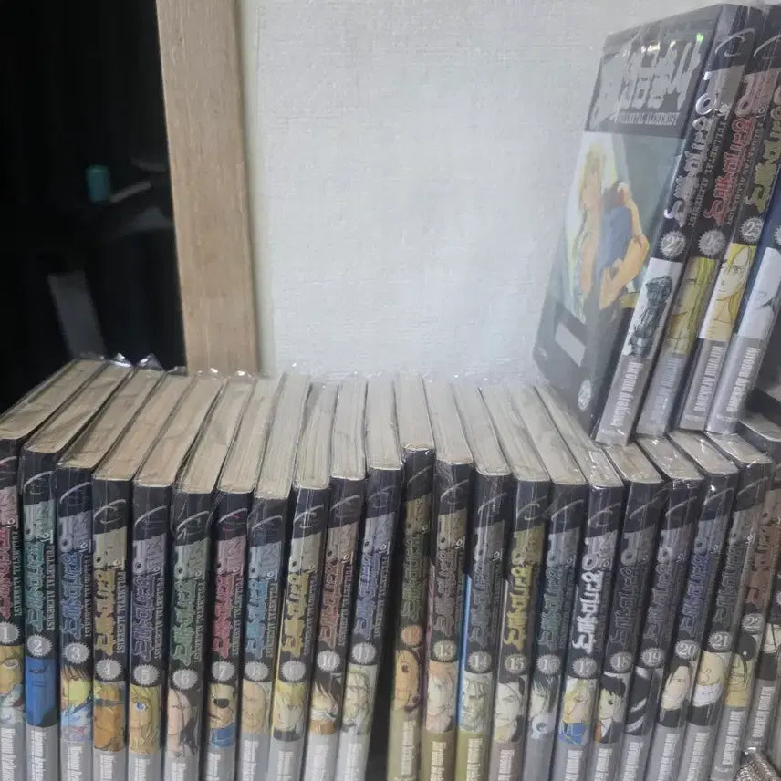 [BUNJANG] Fullmetal Alchemist Complete Series First Edition + Perfect Guidebook Complete Series First Edition Manga Set / 강철의연금술사 전권 초판 + 퍼펙트가이드북 초판 전권