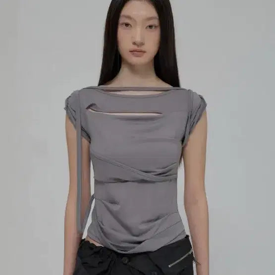[BUNJANG] Flare Up Draped Strap Roll-Up T-Shirt Dark Grey / 플레어업 드래프드 스트랩 롤업 티셔츠 다크그레이