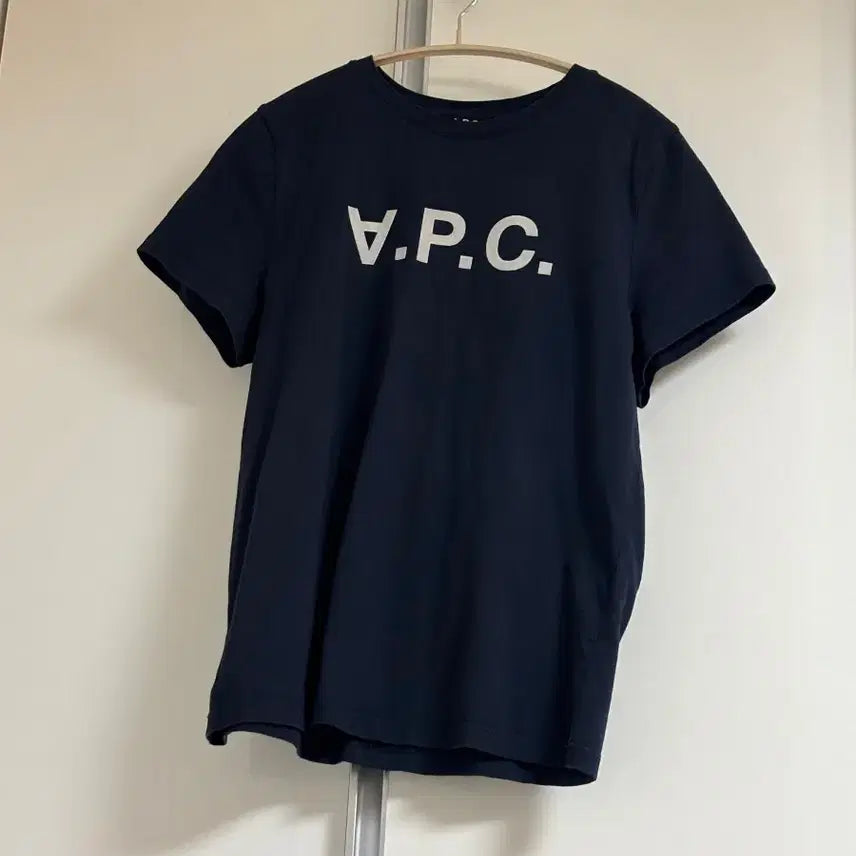 [BUNJANG] A.P.C. Navy T-Shirt Size S / 아페쎄 네이비 반팔티 S