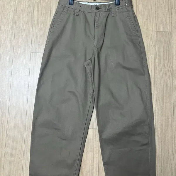 [BUNJANG] Uniqlo Wide Chino Pants Beige Size 79 / 유니클로 와이드치노팬츠