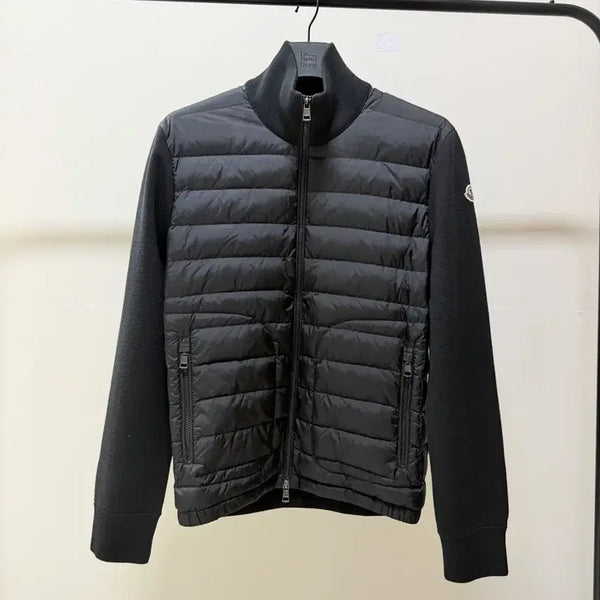 [BUNJANG] Moncler Knit Padded Jacket FW24 M / 몽클레어 니트패딩 24fw M