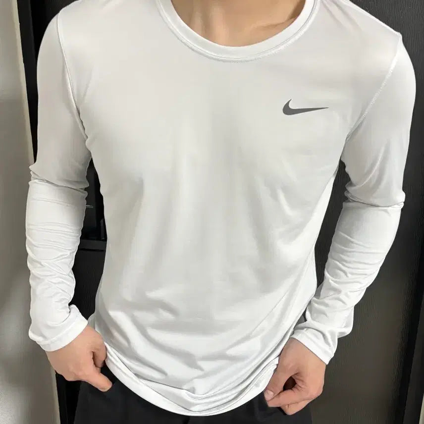 [BUNJANG] Nike Dri-FIT White Functional T-Shirt L / 나이키 드라이핏 화이트 기능성 L / 세탁완료