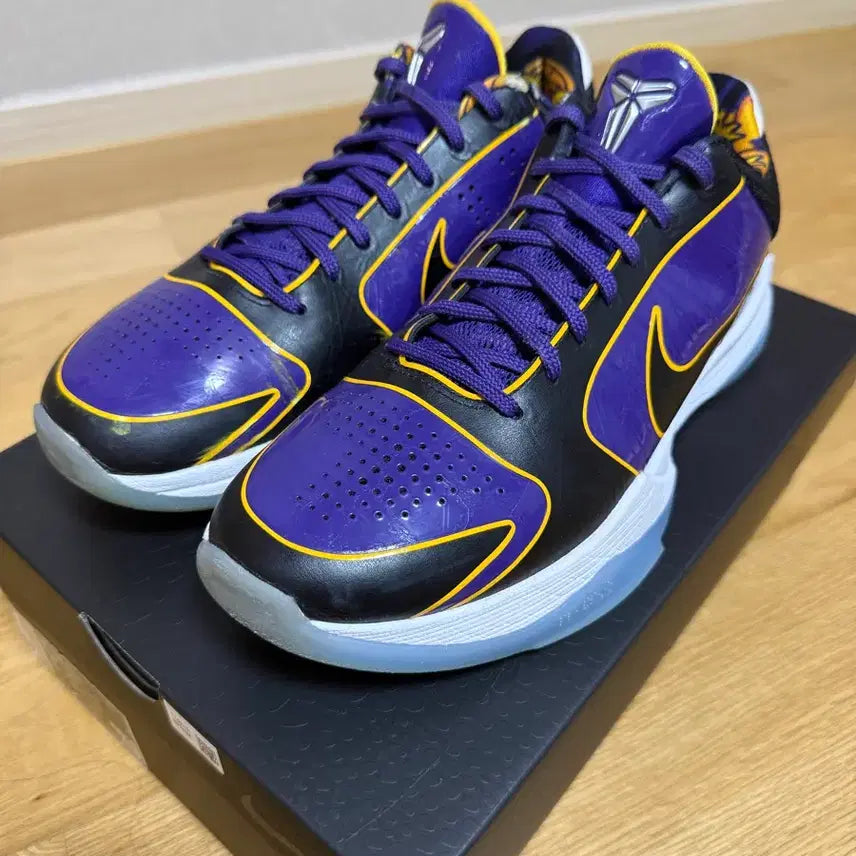 [BUNJANG] Nike Kobe 5 "Championship" Basketball Shoes Size 270 / 나이키 코비5 챔프 농구화 [270]