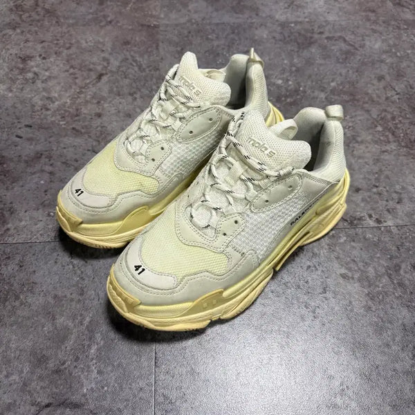 [BUNJANG] Balenciaga Triple S Sneakers (Size 41) / 발렌시아가 트리플s 41