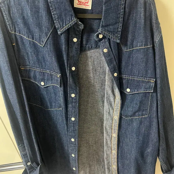 [BUNJANG] Levi's Denim Shirt - Size L / 리바이스 데님셔츠 L사이즈