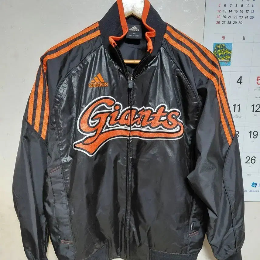 [BUNJANG] Lotte Giants Adidas Spring/Fall Jumper Size 90 / 롯데자이언츠 아디다스 춘추점퍼 90사이즈 팝니다