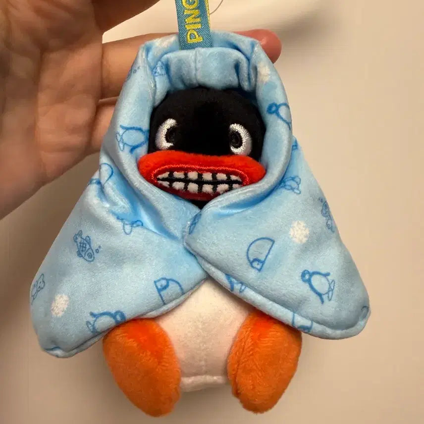 [BUNJANG] Pingu Patient Plush Keychain / 정품) 핑구 환자 인형키링 새상품