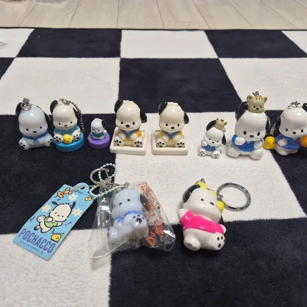 [BUNJANG] Vintage Sanrio Pochacco Figure Keychain, Light, Stamp, Magnet Bundle Set / 고전 산리오 포차코 피규어 키링, 라이트, 스탬프, 마그넷 일괄판매