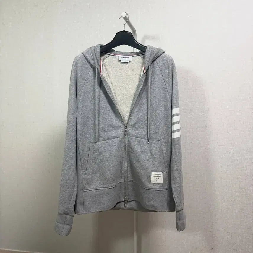[BUNJANG] Thom Browne Diagonal Armband Hoodie Zip-up Grey New Model Size 7 / [7사이즈] 톰브라운 사선완장 후드집업 그레이 신형