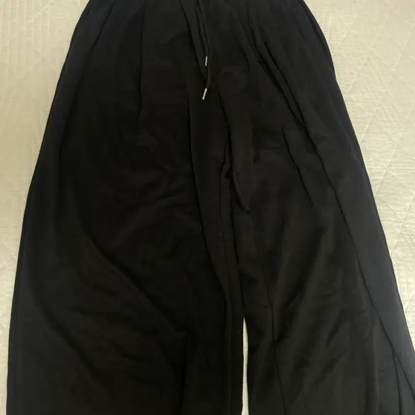 [BUNJANG] Black Training Pants / 블랙 트레이닝 팬츠