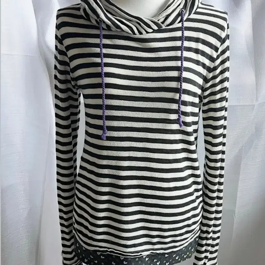 [BUNJANG] Vintage Striped Heart Long Sleeve Shirt / 빈티지 스트라이프 하트 롱슬리브