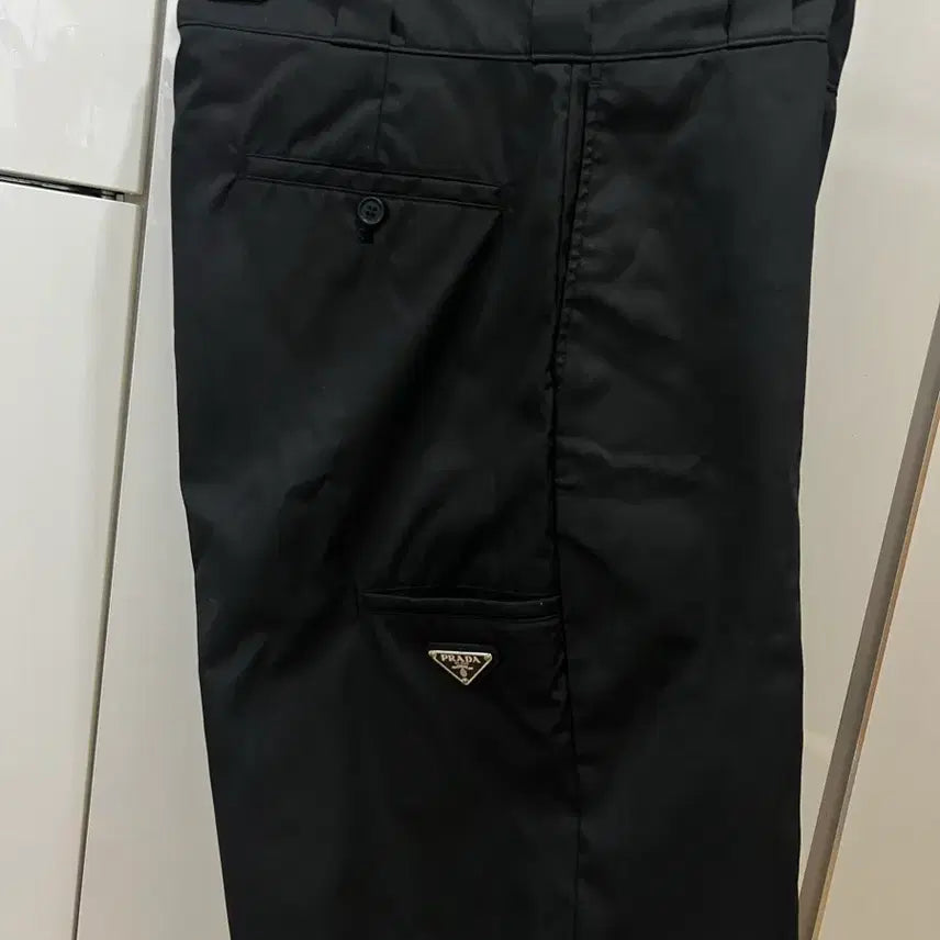 [BUNJANG] Prada Re-Nylon Bermuda Shorts / 25fw 프라다 리나일론 버뮤다팬츠 32~34