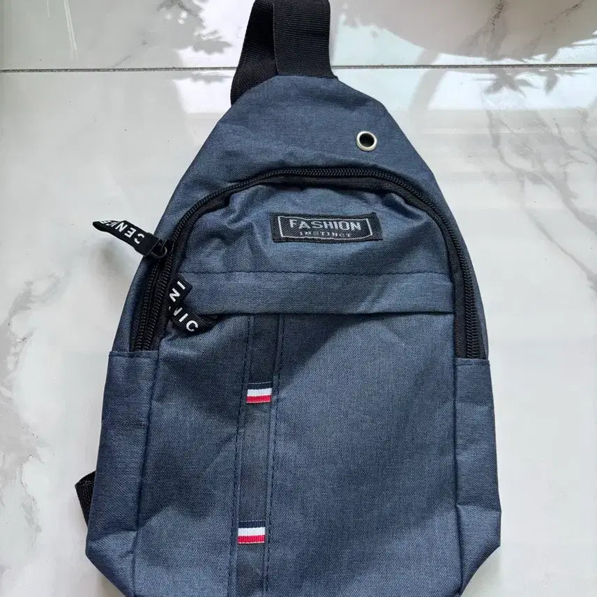 [BUNJANG] Fashion Instinct Sling Bag / (새상품)패션 인스팅트 슬링백