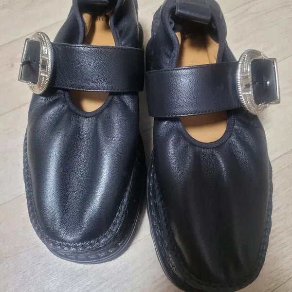 [BUNJANG] Toga Platform Mary Jane Shoes / 토가 플랫폼 메리제인
