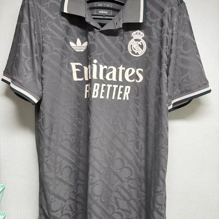 [BUNJANG] Real Madrid 24-25 3rd Authentic Short Sleeve Jersey (Size S) / 레알 마드리드 24-25 3RD 어센틱 저지 S/S