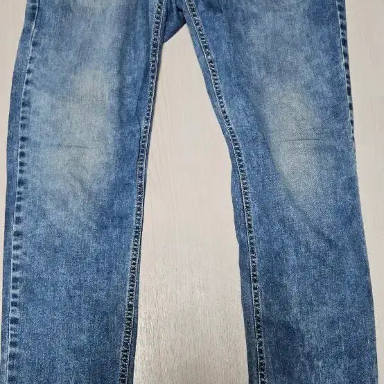 [BUNJANG] Series Five Washing Straight Fit Denim Jeans / 시리즈fiver 워싱 스트레이트 핏 데님 청바지32