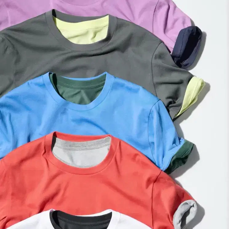 [BUNJANG] Uniqlo Basic Short Sleeve T-Shirts (Set of 4) / 유니클로 반팔티 (4개 세트)