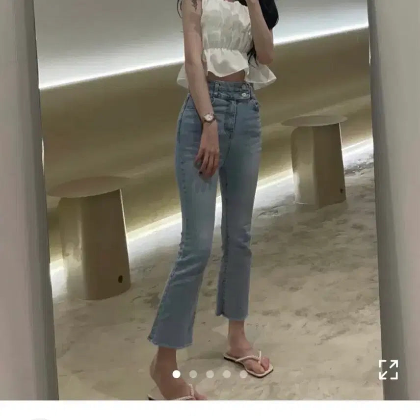 [BUNJANG] Two-Button Bootcut Jeans / 투버튼 부츠컷 청바지