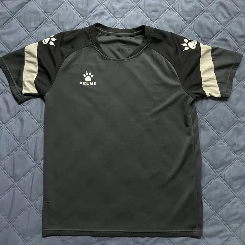 [BUNJANG] Kelme Soccer Training Suit Black / 축구부 트레이닝복