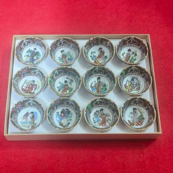 [BUNJANG] Vintage Chinese Beauty Porcelain Cups Set with Case / 중국풍 미인도 빈티지 찻잔/술잔 12개 전용함 세트