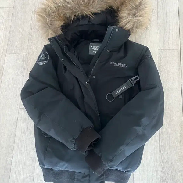 [BUNJANG] Discovery Expedition Black Padded Jacket (Size S) / 디스커버리 블랙 패딩 s