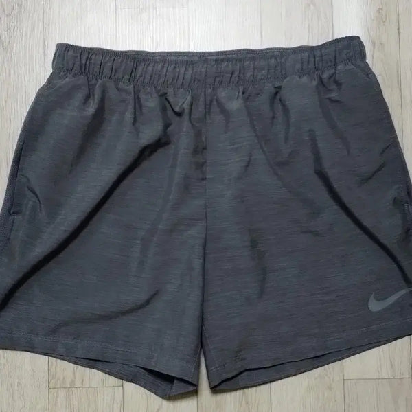 [BUNJANG] Nike Dri-FIT Running Shorts Grey L (Built-in Brief) / (정품) 나이키 드라이핏 러닝 쇼츠 그레이 L 속옷형 회색상