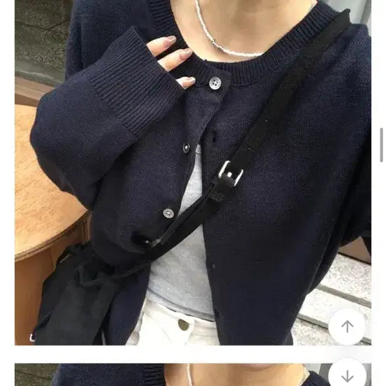 [BUNJANG] Navy Cardigan / 에이블리 가디건