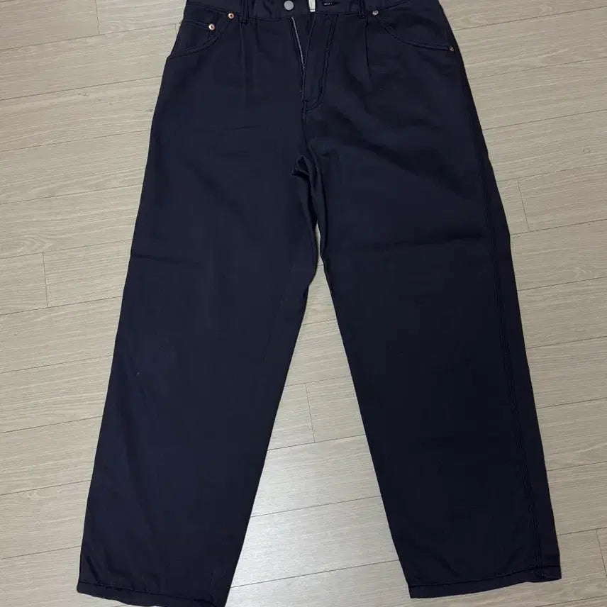 [BUNJANG] Holyston Banf Loose Tapered Chino Pants Navy / [M] 홀리선 반프 루즈 테이퍼드 치노 팬츠 네이비