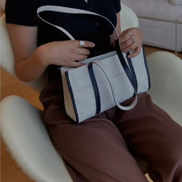 [BUNJANG] Bongdi Ila Black Shoulder Bag / 벵디 일라 블랙 숄더백