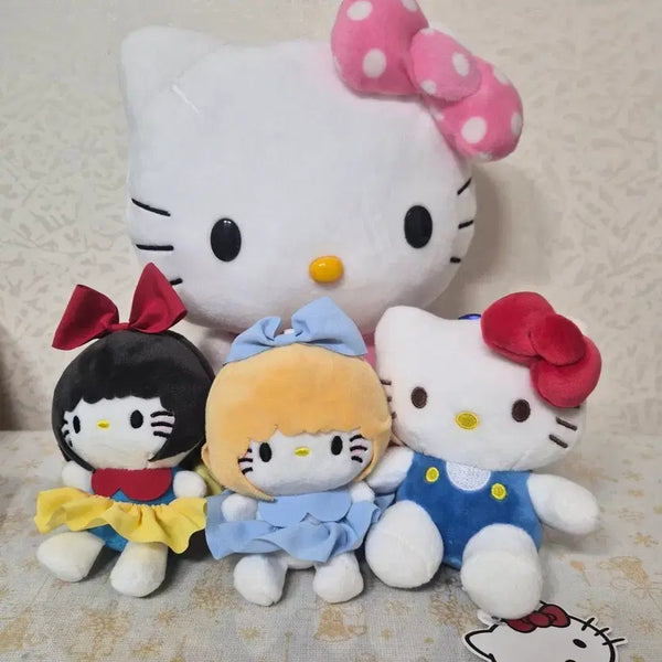 [BUNJANG] Hello Kitty Doll Keychain Set with Medium Doll / 헬로키티 인형 키링 3개+중형 인형 세트