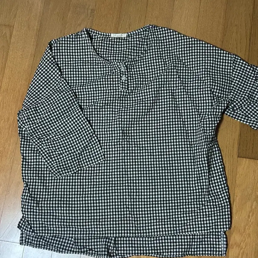 [BUNJANG] Check Pattern Long Sleeve Blouse / 체크 패턴 긴팔 블라우스