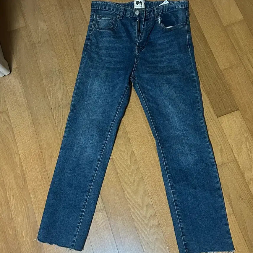 [BUNJANG] Straight Fit Denim Pants / 일자핏데님팬츠