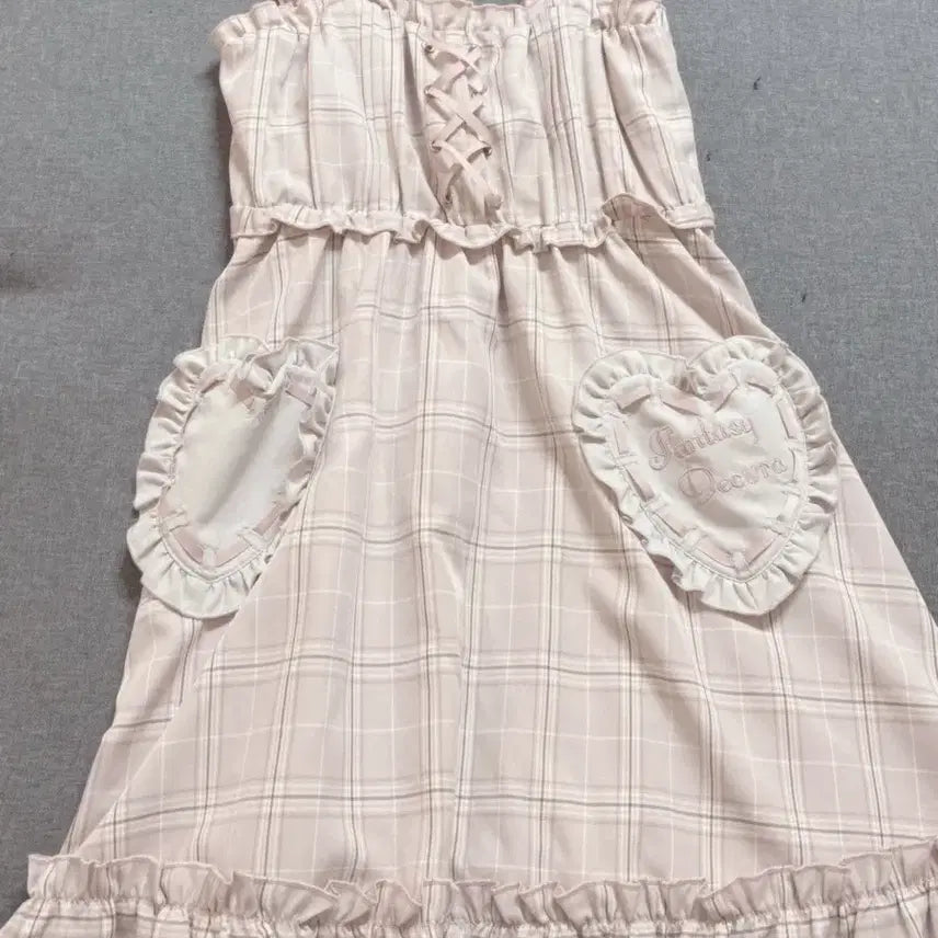[BUNJANG] Amabel Heart Bear Check Pattern Mini Dress / 아마벨 하트베어초콜릿