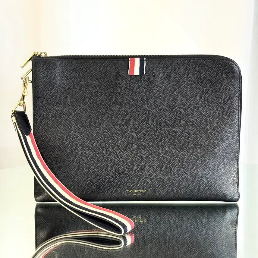 [BUNJANG] Thom Browne Medium Clutch with Strap / [A+]톰브라운 미디움 클러치  [스트랩 포함]