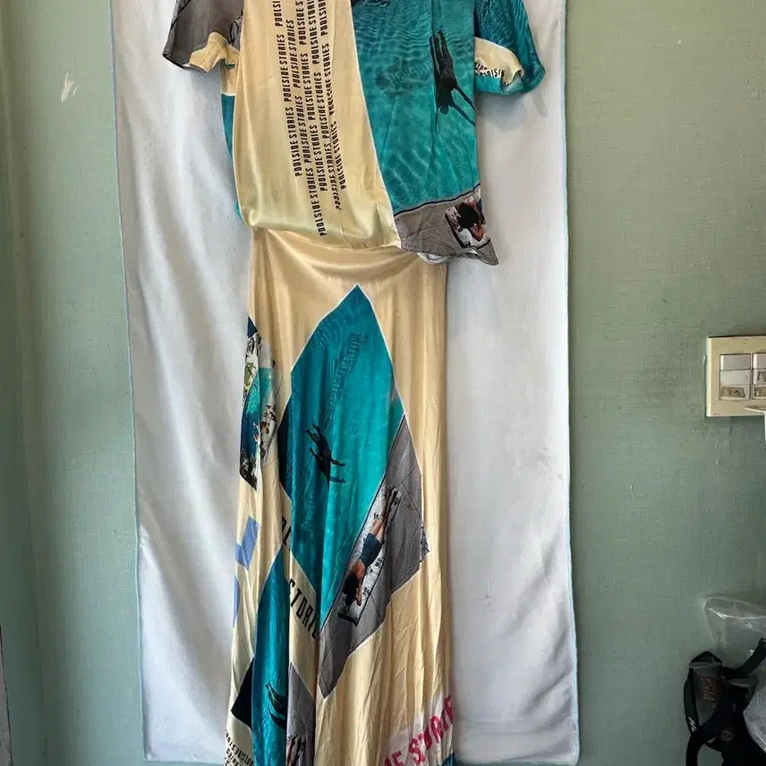 [BUNJANG] Maju "Swimming Pool" Graphic Long Dress Size 36 / 사이즈36) Maju 마쥬 수영장 그림 롱 원피스
