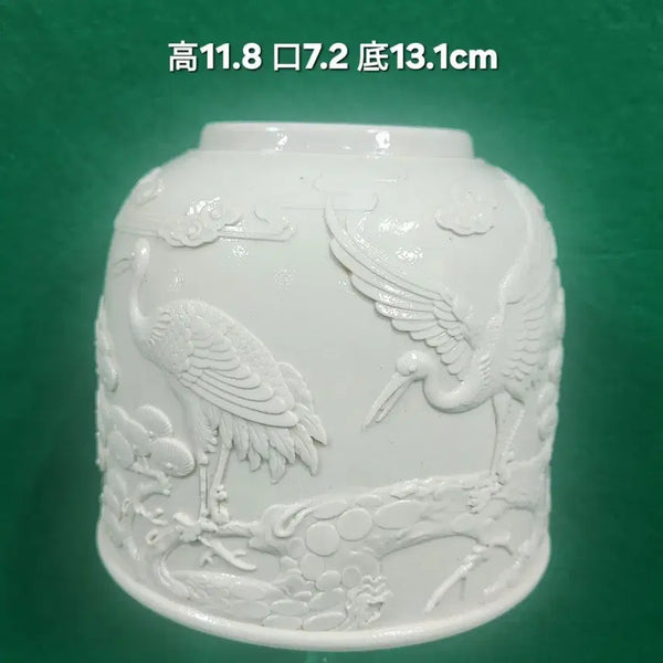 [BUNJANG] Qing Dynasty Dehua Kiln Celadon Scholar's Brush Holder with Pine and Crane Motif / 중국도자기               청대 덕화요 송학문 필통