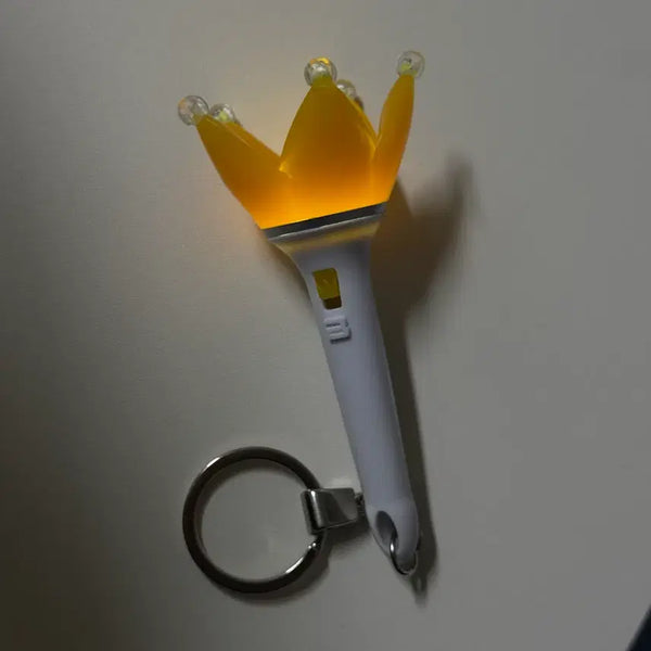 [BUNJANG] Bigbang Cheer Stick Bang Bong Keyring / 빅뱅 응원봉 뱅봉 키링 화이트